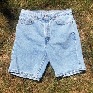 Vintage Levi’s 505 Light Wash size 34